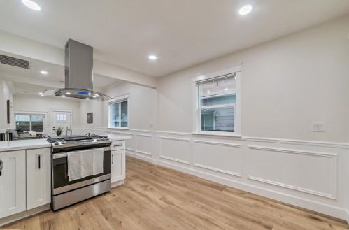 54 Reed St, San Jose CA  95110-2846 exterior