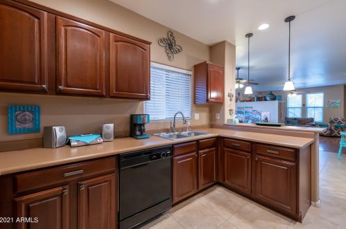15141 Aster Dr, Sun City, AZ 85379-8112