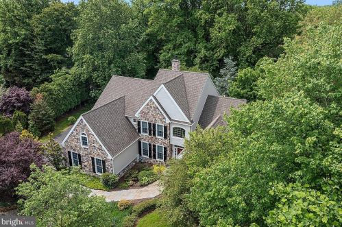 208 Wynleigh Dr, Wilmington, DE 19807-1844