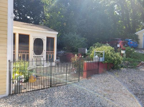113 Route 2a, Norwich, CT 06365-8539