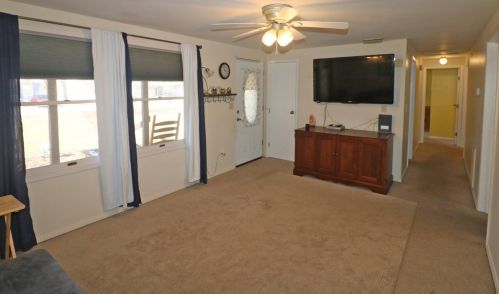 40 Huntington Ave, Amelia, OH 45102-1912