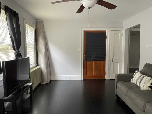 18 Cedar Ln, Poughkeepsie NY  12601-1147 exterior