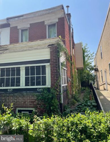 320 Edgewood St, Philadelphia, PA 19139-1116