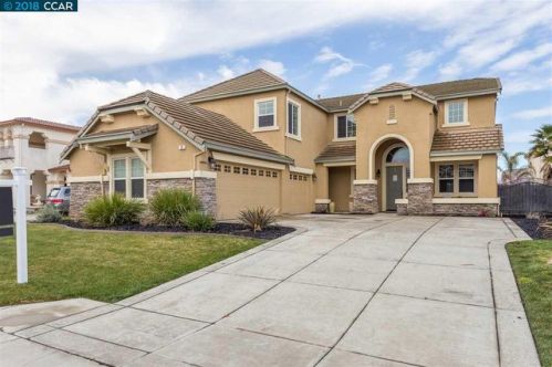 19 Da Vinci Ct, Oakley, CA 94561-1975