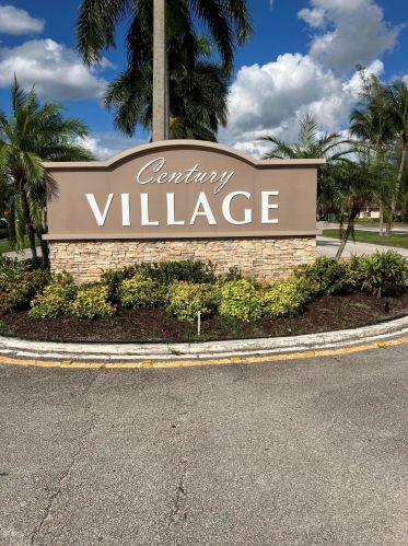 168 Windsor H, West Palm Beach, FL 33417-2430