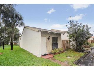 8153 24th St, Hollywood, FL