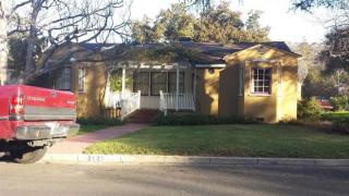 2135 Glen Ivy Dr, Glendale, CA 91206-2909