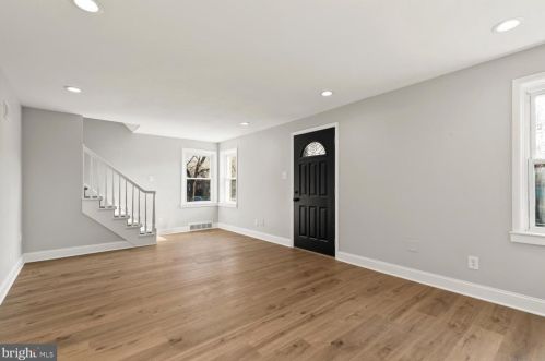 1922 Holly St, Harrisburg PA  17104-1916 exterior