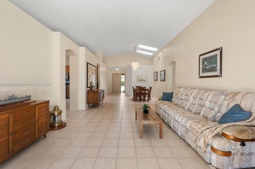 16565 10 St, Hollywood FL  33028-1466 exterior