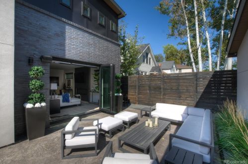 376 Gilpin St, Denver CO 80218-2523 exterior