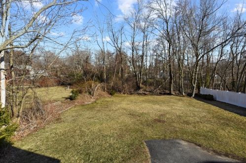 2 Wood Ave, Worcester MA  01606-2545 exterior