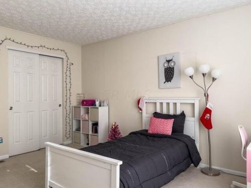 2264 Kilchurn Dr, Marion OH  43302-8739 exterior