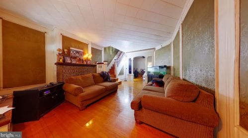 5741 Arch St, Philadelphia, PA 19139-2419