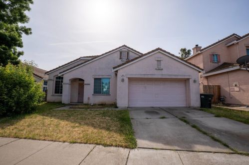 287 Avalon Cir, West Pittsburg, CA 94565-2352