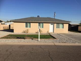 2017 38 Ave, Phoenix AZ  85029-2040 exterior