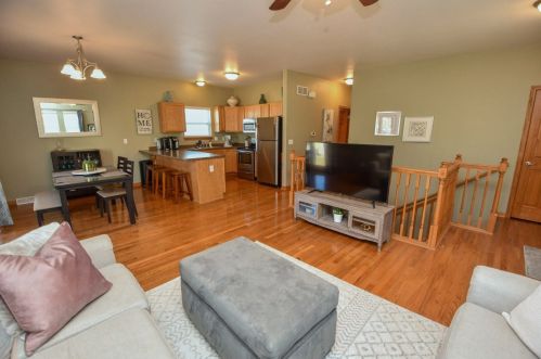 1920 Francis St, Waukesha, WI 53188-2820