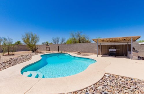 6721 Pomona Rd, Tucson AZ 85705-2468 exterior