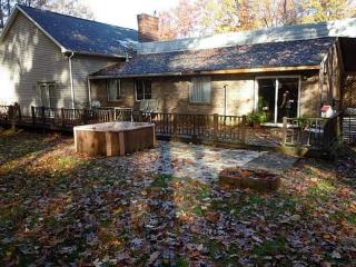 220 Odonnell Rd, Chicora, PA 16025-3426