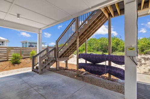 765 Gorrie Dr, Saint George Island FL  32328-2912 exterior