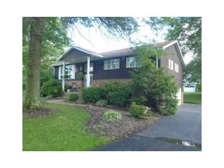 2720 Melloney Ln, Indiana, PA 15701-2350