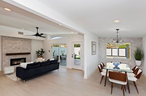 52152 Avenida Alvarado, La Quinta CA  92253-3229 exterior