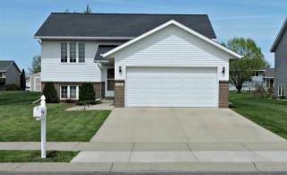 116 Torrey Pines Ct, Mankato, MN 56001-6297