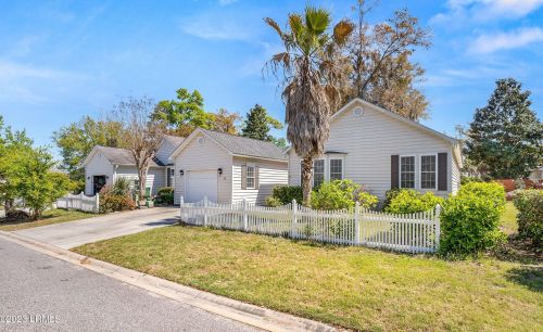 3 Stono Ct, Beaufort, SC 29902-3329