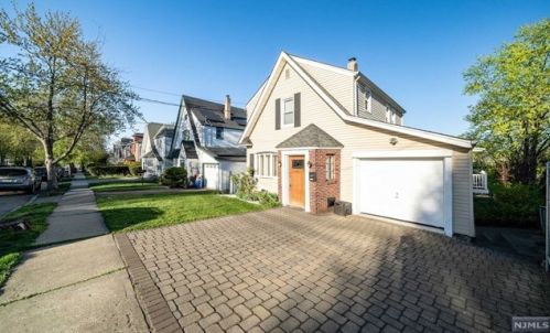 181 Overpeck Ave, Ridgefield Park, NJ 07660-1218