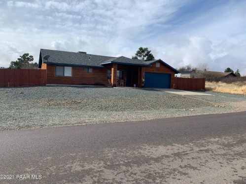 20017 Sierra Dr, Bensch Ranch, AZ 86333-2176