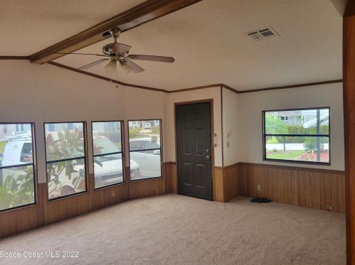 610 Dolphin Cir, Sebastian FL  32976-2591 exterior