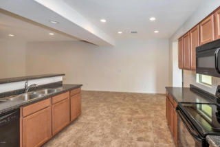 3930 Narrowleaf Dr, Gilbert AZ  85298-0430 exterior