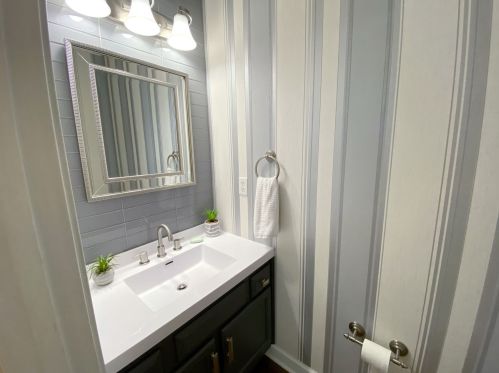 2742 Mansion Pl, Covington KY  41017-4700 exterior