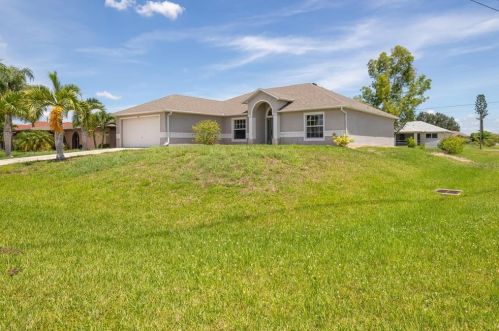 1405 15th St, Cape Coral FL  33909-1573 exterior