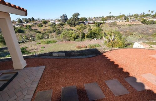 2914 Mobley St, San Diego CA 92123-3037 exterior