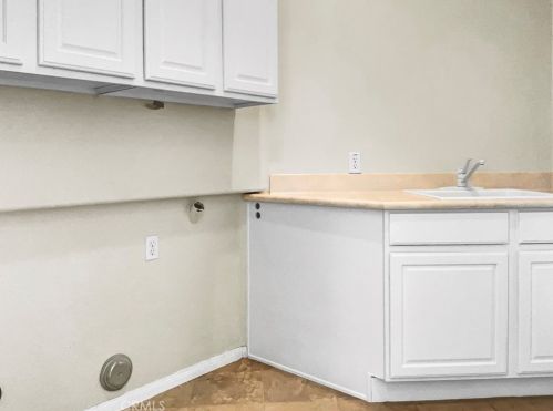 1750 Forest Oaks Dr, Beaumont CA  92223-8563 exterior