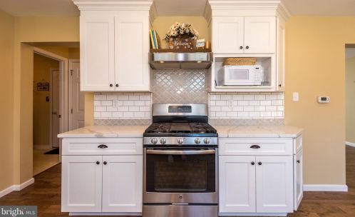 308 Ross Ln, Collegeville PA  19426-1877 exterior