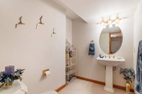 5775 Interstate 25, Pueblo CO 81004-9713 exterior