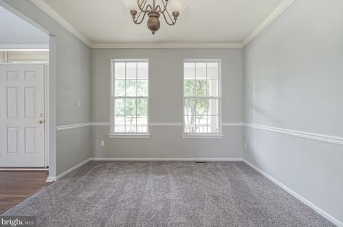 7 Westbury Dr, Berlin Boro NJ  08009-9681 exterior