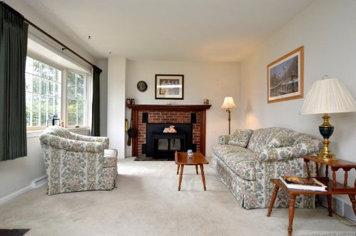 222 Mountain Rd, Ridgefield, CT 06877-3629