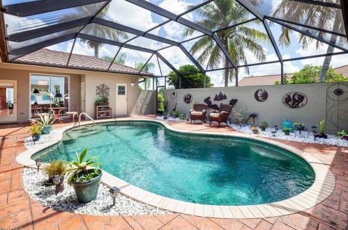 9844 Alhambra Ln, Bonita Springs, FL 34135-2812