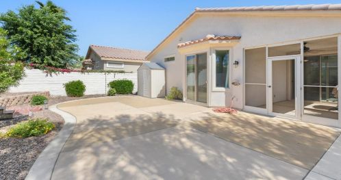 40201 Calle Santa Claudia, Indio CA  92203-7429 exterior