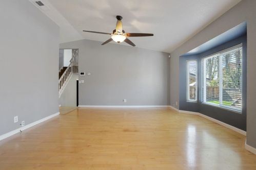 696 Tahoe St, Manteca CA  95337-6853 exterior
