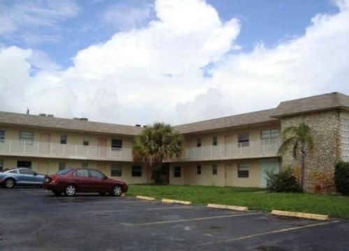 2301 4th St, Boynton Beach, FL 33435-7270