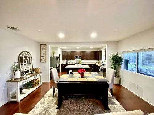 34149 Dianthus Ln, Lake Elsinore CA  92532-2983 exterior