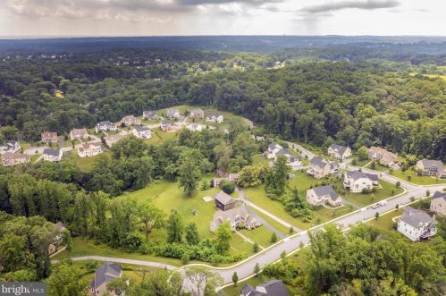 10 Pine Valley Ct, Glen Mills PA  19342-1823 exterior