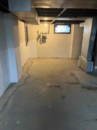 24 Beverly Pl, Florence KY  41042-1702 exterior