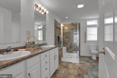 5 Laurie Dr, Lees Cross Roads PA  17257-8150 exterior