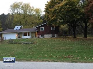 484 Shady Dr, Oneida, WI 54155-9241
