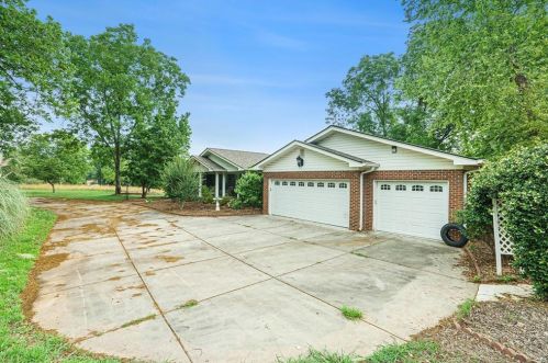 254 County Line Rd, Fayetteville, GA 30215-4602