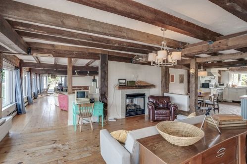 672 Washington St, Gloucester MA 01930-1335 exterior